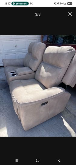 DuraPella Performance Power Reclining Sofa