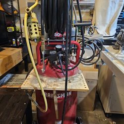 Craftsman 33gallon Compressor 