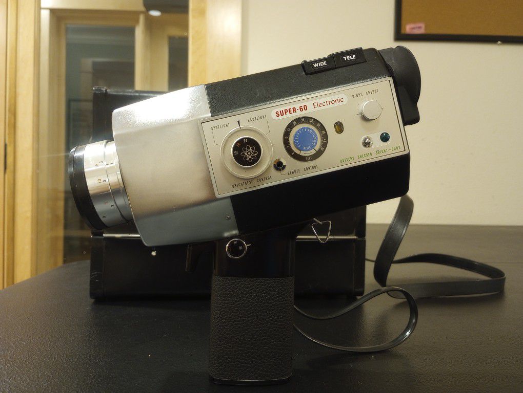 Working 8 mm Yashica Film Camera