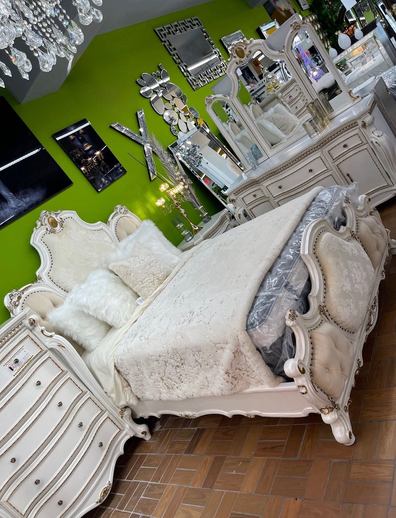 Bedroom Set All Sizes Are Available Same Day Delivery