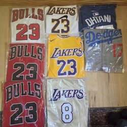 Dodgers, Lakers And Bulls Jerseys