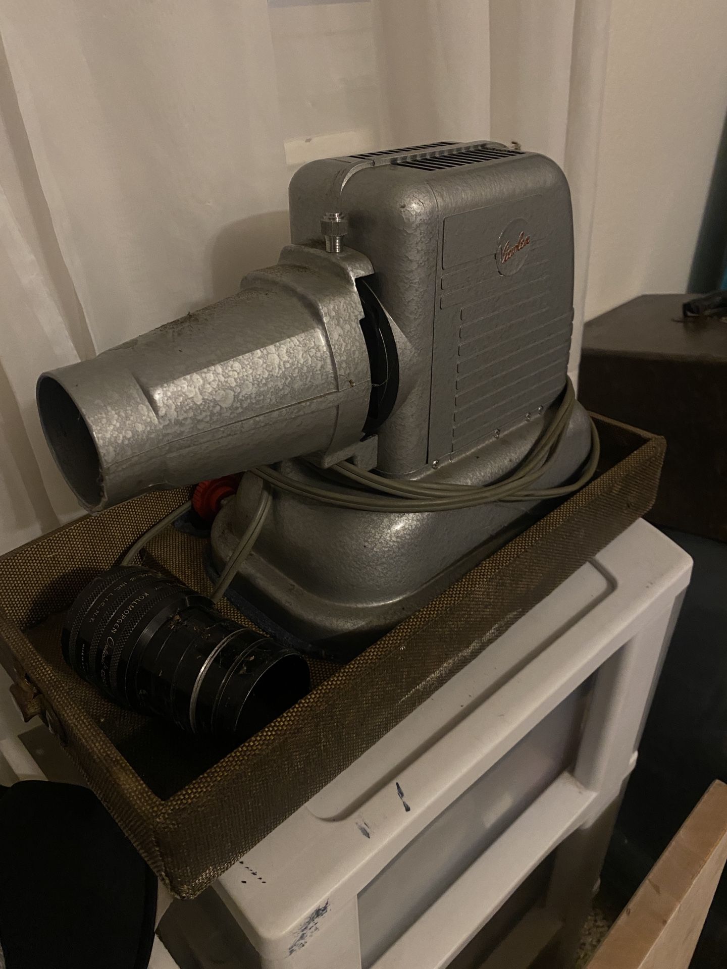 Projector (Viewlex)