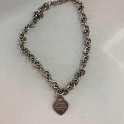 Tiffany & co Full Heart Toggle Necklace
