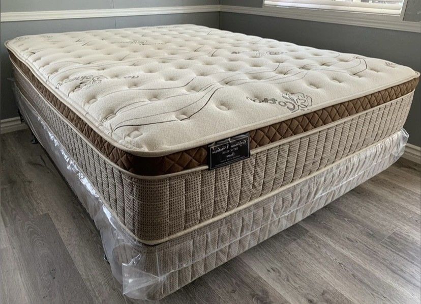 King Organic Cloud Edition Europillow Top 12inch Mattress!!