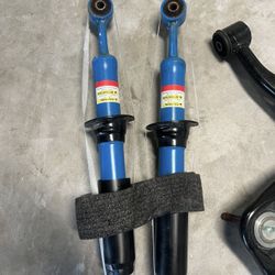 2023 Toyota Tacoma OEM Rear Shocks