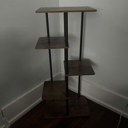 Plant/Knick Knack Stand