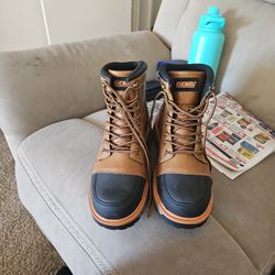 KHombu Steel Toe Boots 91/2