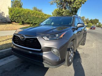2022 Toyota Highlander Hybrid