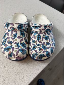 Kross stitch clogs