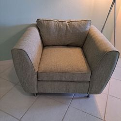 Rooms To Go - Chair And Ottoman - Like New