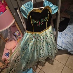 Anna Dress 