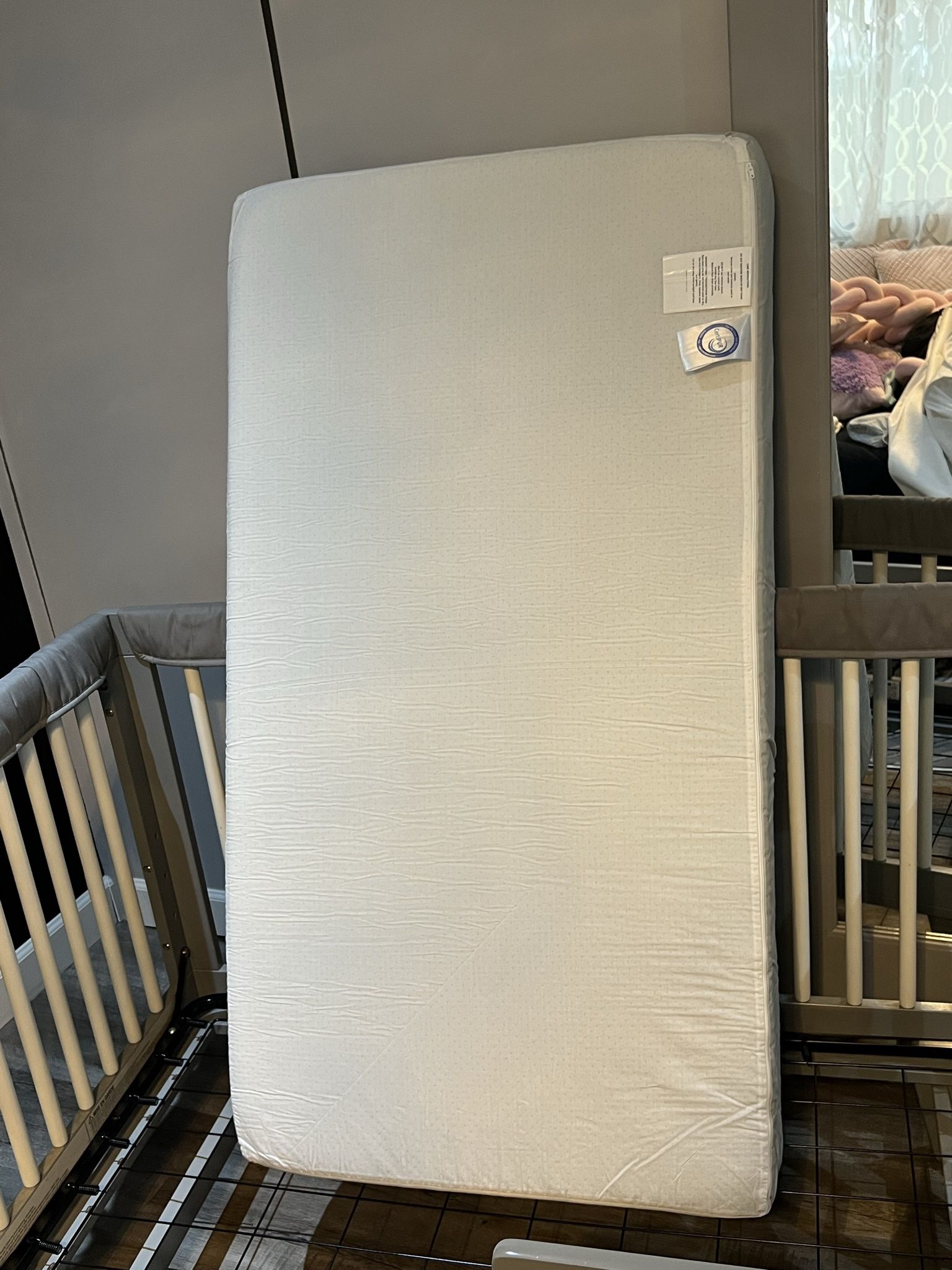 Milliard Memory Foam Crib Mattress, Flip Technology, Firm Side for Baby and Soft Side for Toddler - 100% Cotton Cover