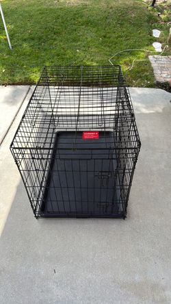 Dog crate 3’ long 23” wide 25” tall