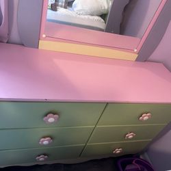 Girls Bedroom Set