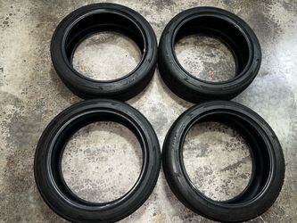 Lot of 4 Laufenn 225/45R19