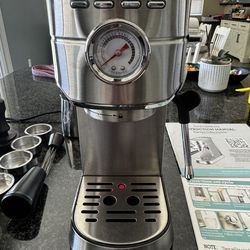 Casabrews Espresso Maker and accessories