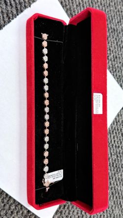 10kt Two tone Diamond Heart Bracelet 7in 10.1g