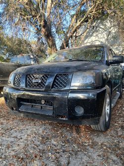 2004 Nissan Armada