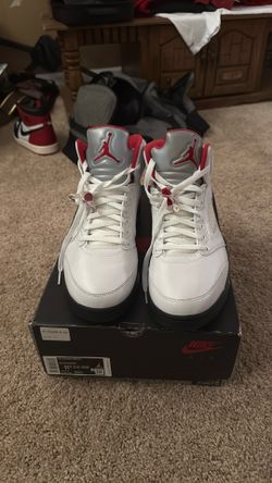 Jordan 5 Fire Red Sz 11.5