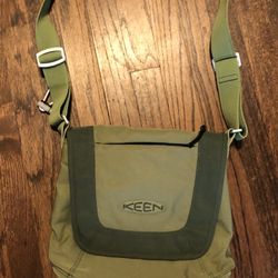 Keen Crossbody Bag