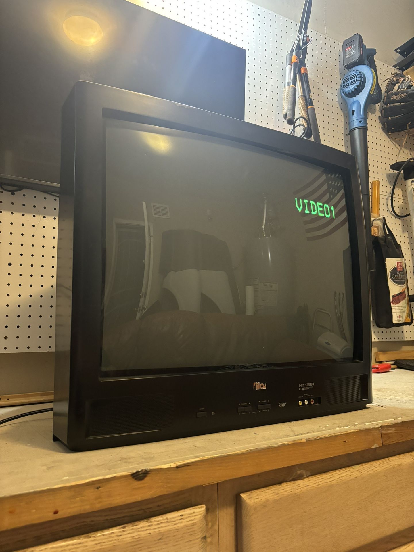 27” ILO CRT TV – Retro Gaming Ready for Sale in Glendale, AZ - OfferUp