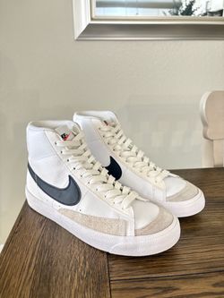 Nike Blazer Mid ’77