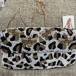 Bee Beaded Purse 