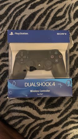 PlayStation DualShock 4 Wireless Controller 