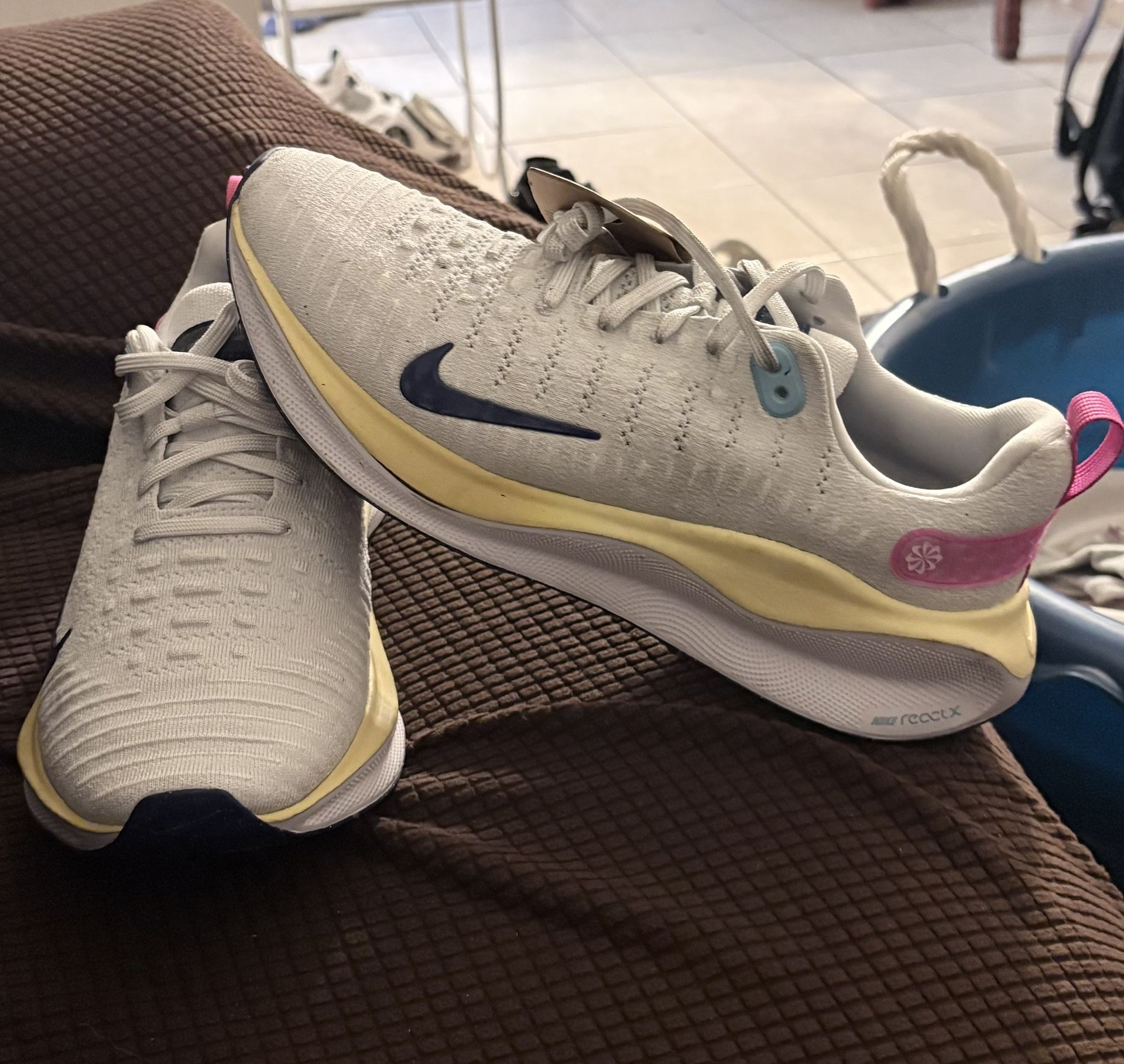 Men's Road Running Shoes