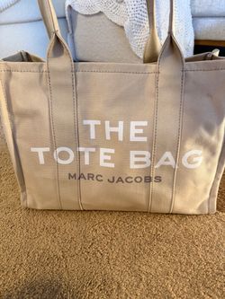 Marc Jacob’s tote bag
