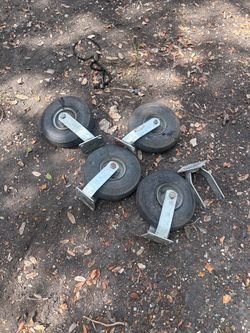 Dolly tires
