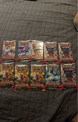 Pokémon TCG: Paldea Evolved Booster Packs - Lot of 8