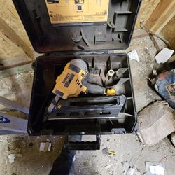 Dewalt Nail Gun 