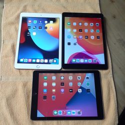 Lot Of 3 Ipads 6th Gen  (32gg) $450