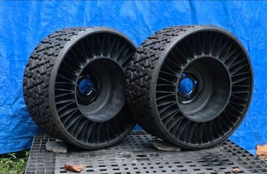 Pair 22x11N12 NHS Tweel Wheels for Zero-turn mower