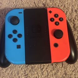 Nintendo Switch Joycons W/ Grip