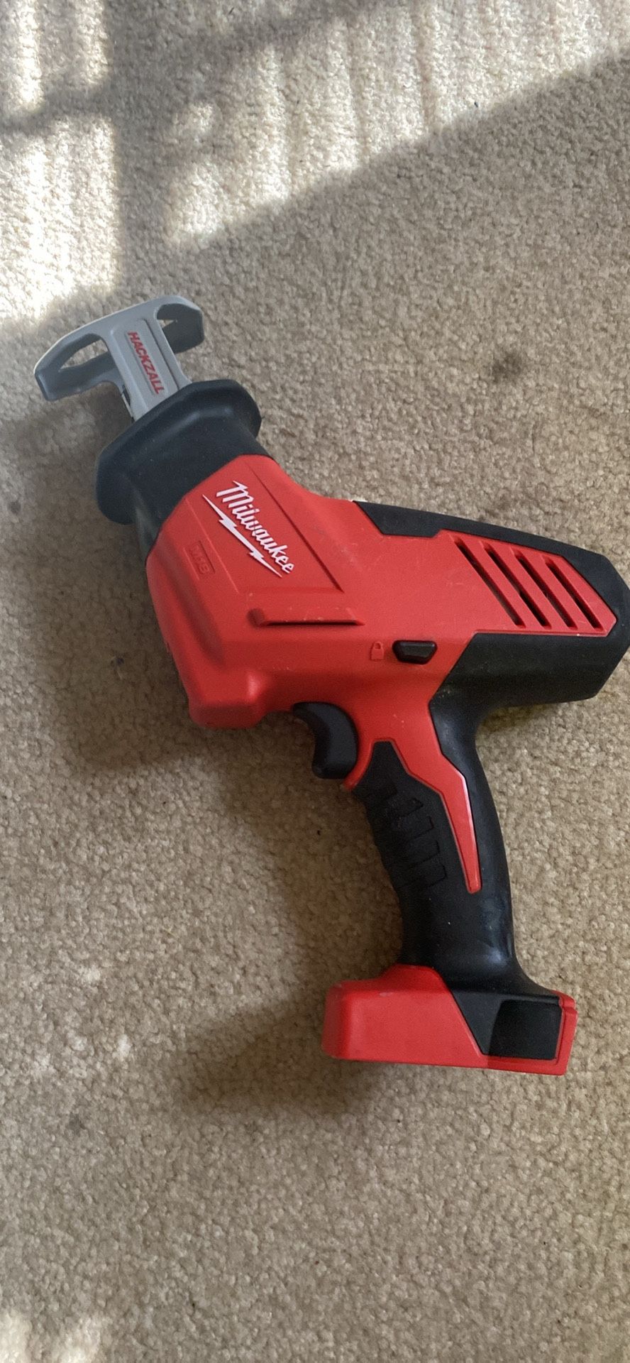 Milwaukee 20v SawZaw