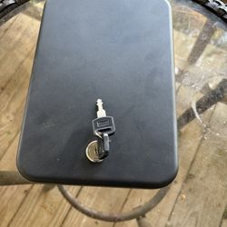 Fireproof Box With Key- NEW - N LKLD