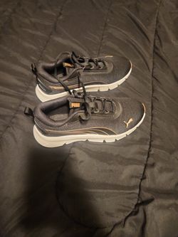 Puma's Women's