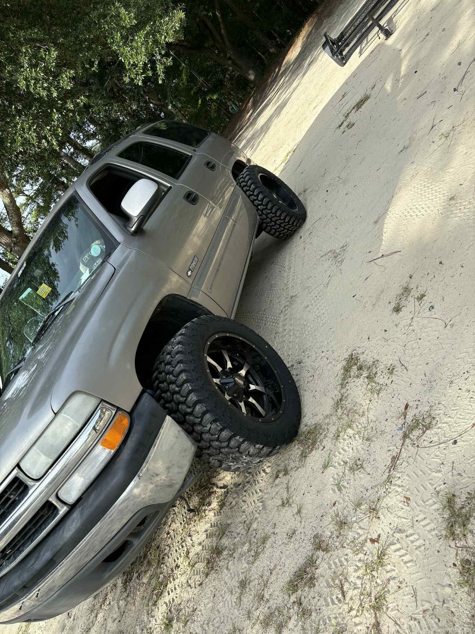 2002 Chevrolet Tahoe