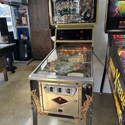 PinBall Machine Eight Ball Deluxe Pinball