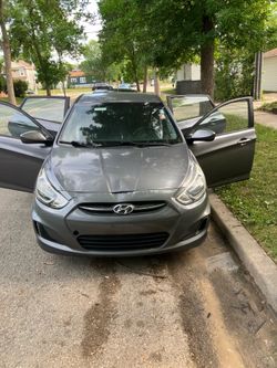 2015 Hyundai hatchback silver/aluminum