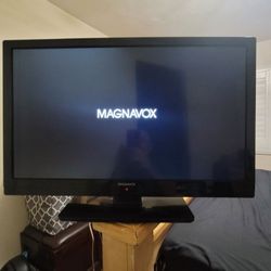 Magnovox 32 Inch TV