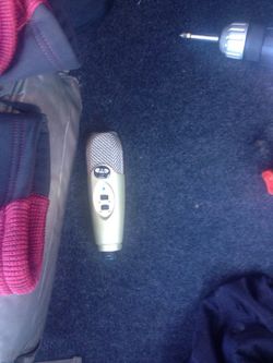 Usb mic (needs usb cord)
