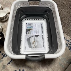Mesa Pop & Load Space Saving Laundry Basket