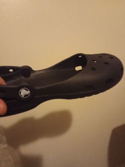 Womens size 6 crocs ballet