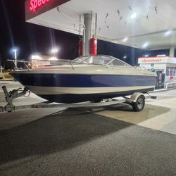 2004 Bayliner 210. $8000