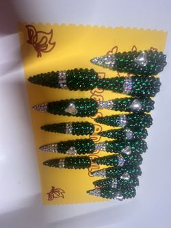 Press On Nails. Read Description 2 X L