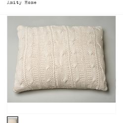 Amity Home Luxury Decorative Knit Pillow
