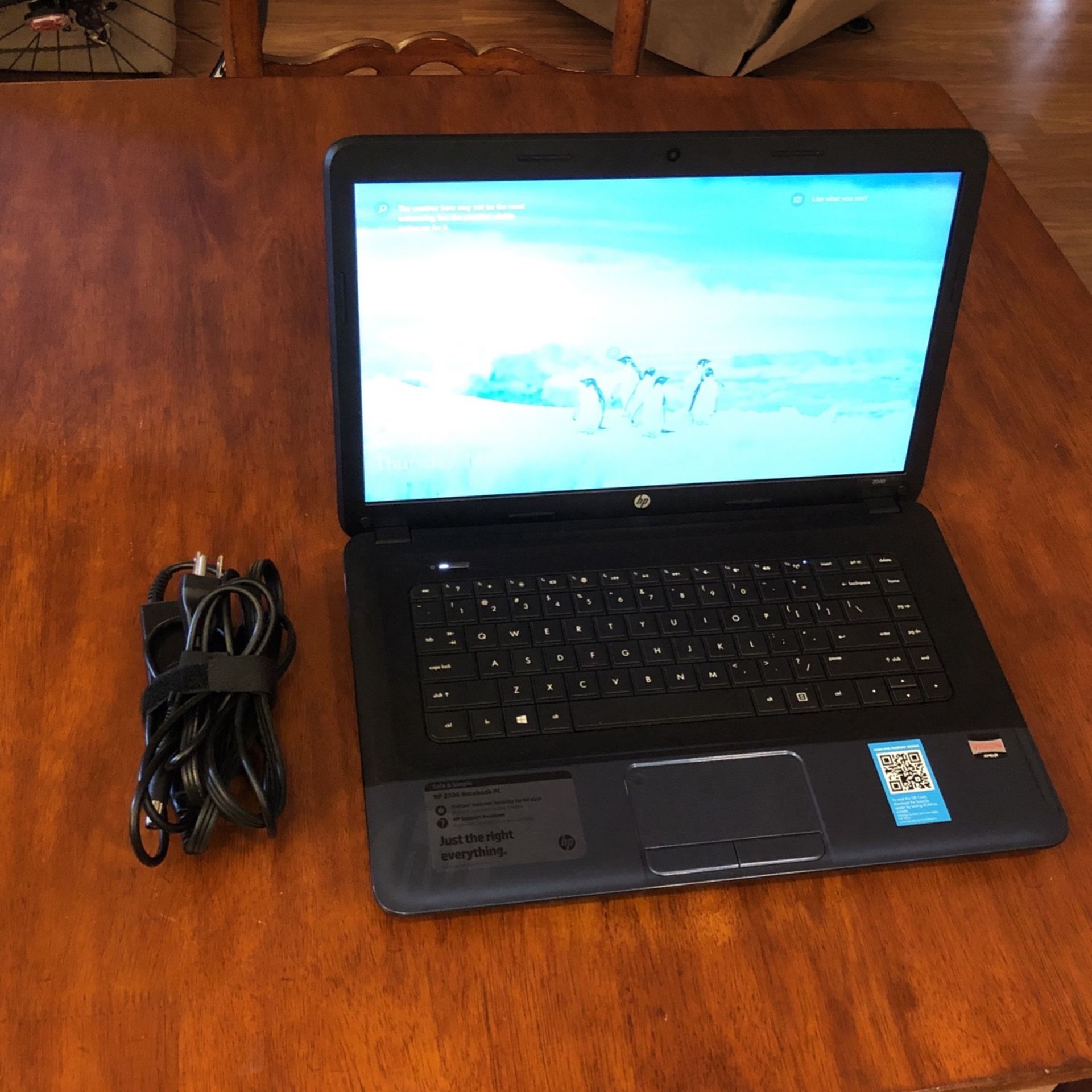 Laptop Hp 2000 Notebook Pc - Windows 10